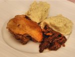 Poularde et purée aux truffes