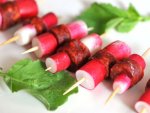 Banderilles de radis et chorizo